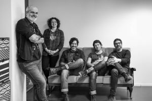 portrait du groupe d'artiste les chanteurs de la Maison Tellier